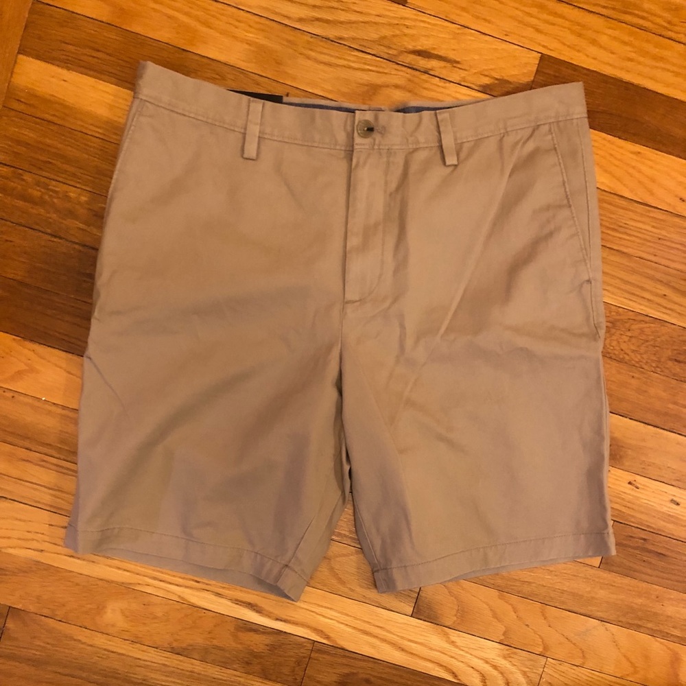Banana Republic Aiden Short Slim Fit